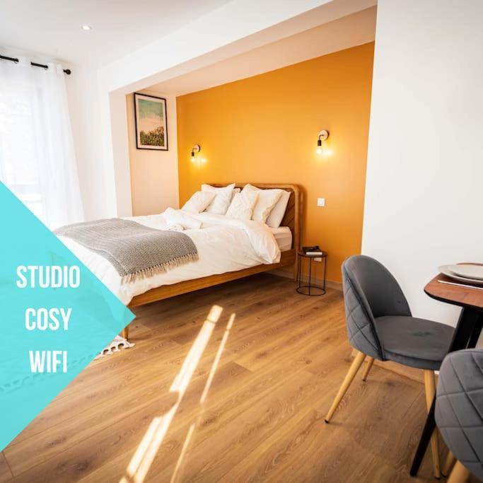 Apartmán L'Albatros 006 - Hypercentre * Cosy * Wifi Saint-Quentin  Exteriér fotografie